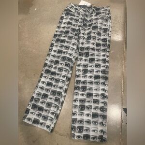 NWT Eye Print Jean Pants